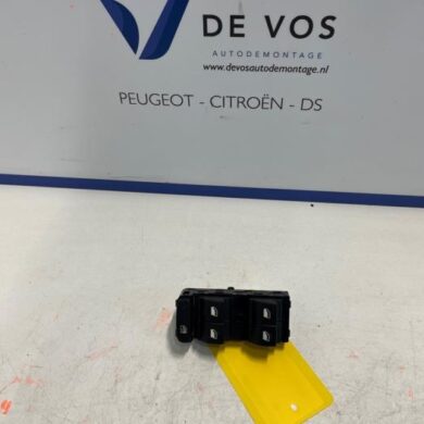 Citroen C3 1.2 Vti 12V PureTech Combischakelaar ramen 2021 98148907ZD