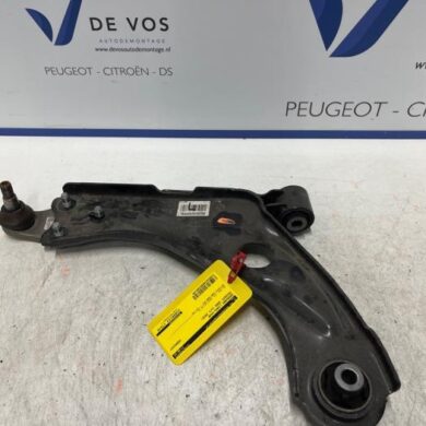 Peugeot 3008 1.2 12V PureTech Hybrid 48V Front wishbone, left 2022 9816865580-9846329580
