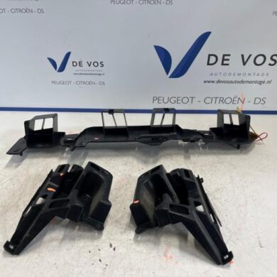 Peugeot 208 e-208 50 kWh Bumperframe achter 2021 9823208980-1649797980