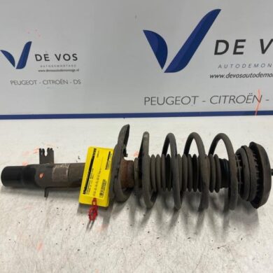 Citroen C3 1.2 Vti 12V PureTech Stoßdämpferstrebe rechts vorne 2021 9811371180