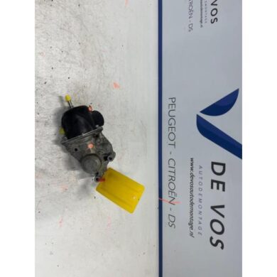 Citroen DS5  Mechanical fuel pump 5GZ 2016 9802540080-9815930180