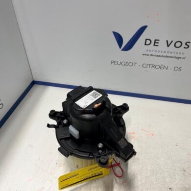 Opel Grandland X 1.2 Turbo 12V Hybrid Kachel Ventilatiemotor 2023 9849717380