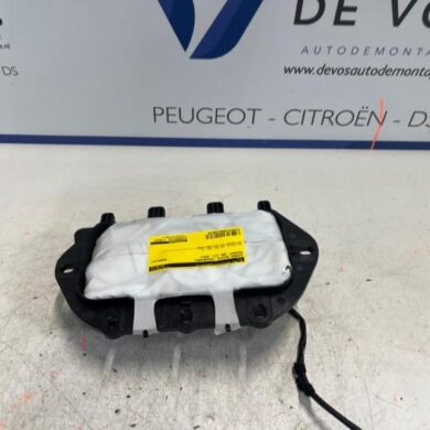 Peugeot 208 e-208 50 kWh Right airbag (dashboard) 2021 9820860280