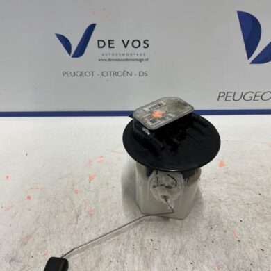 Peugeot 308 1.5 Blue HDi 130 16V Brandstofpomp Elektrisch YHZ 2021 9830962780