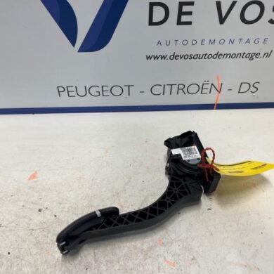 Peugeot 508 1.5 BlueHDi 130 Accelerator pedal 2019 9836042080