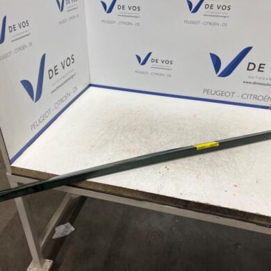 Peugeot 308 1.5 Blue HDi 130 16V Zijskirt rechts 2021 983601931T