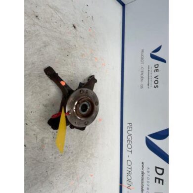 Peugeot 208 e-208 50 kWh Fusee rechts-voor 2021 9826877980