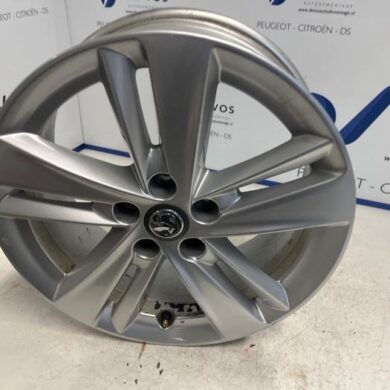 Opel Grandland X 1.2 Turbo 12V Wheel 2018 YP00064180