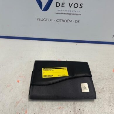 Citroen DS3 1.6 e-HDi Instruction Booklet 2011