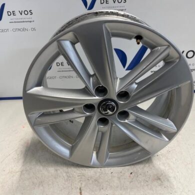 Opel Grandland X 1.2 Turbo 12V Wheel 2018 YP00064180