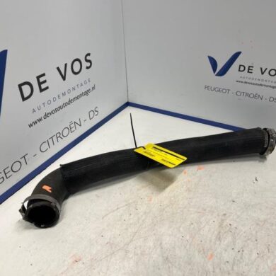 Opel Grandland X 2.0 CDTI Intercooler hose AH01 2020 9815433680