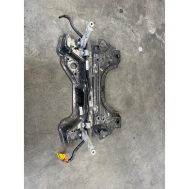Peugeot 308 1.2 PureTech Hybrid 136 Subframe HN09 2022 9808812580