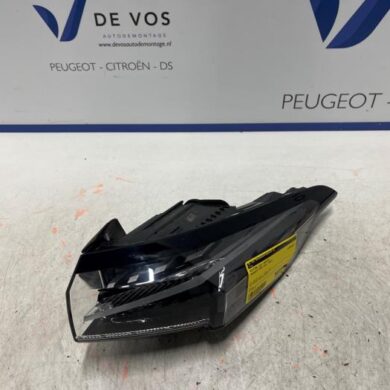 Peugeot 308 1.5 Blue HDi 130 16V Achterlicht rechts 2021 9835299380