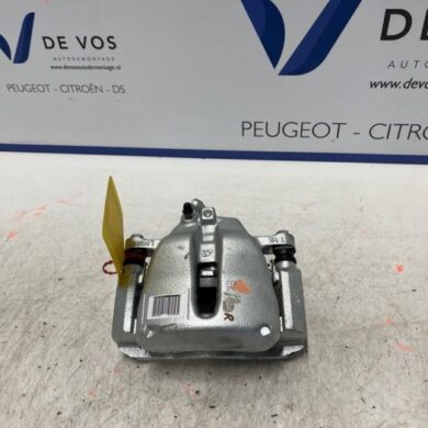 Citroen C3 Aircross 1.2 e-THP PureTech 110 Front brake calliper, right HNV 2024 1617293680-1651756980