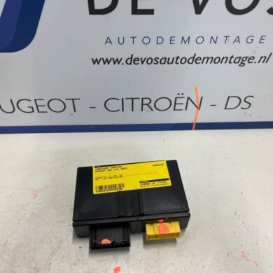 Peugeot 206 1.6 16V Convertible computer NFU 2003 8446H1-9644337080