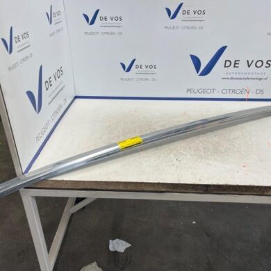 DS Automobiles DS7 Crossback 1.6 16V PureTech 225 Dakrail links 2022 98170172VV