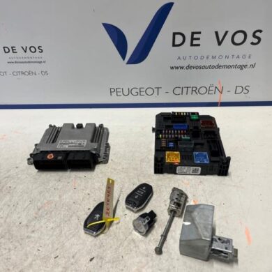 Peugeot 508 1.5 BlueHDi 130 Engine management computer YHZ 2019 9832694480-1636537180-1680803480-1680803680