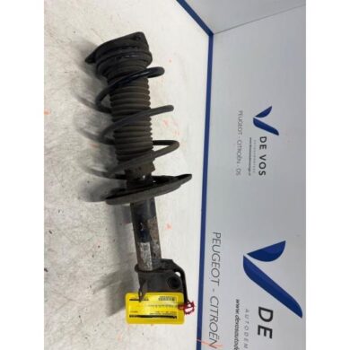 Peugeot 208 1.2 Vti 12V PureTech 100 Schokdemperpoot rechts-voor 2021 9831168980