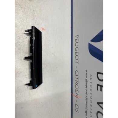 Peugeot 308 1.5 Blue HDi 130 16V Radiobedienings paneel 2021 9834362680-9854716080