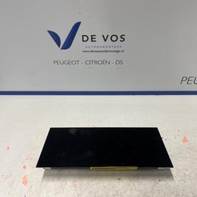 Peugeot 308 1.2 PureTech Hybrid 136 Display Interieur HN09 2022 9837654580