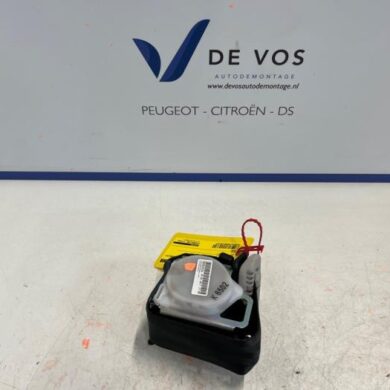 Citroen Berlingo 1.6 BlueHDI 100 Veiligheidsgordel rechts-achter 2017 8975W3-8975QT