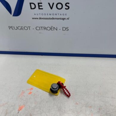 Peugeot 208 e-208 50 kWh PDC Sensor 2021 1633559480