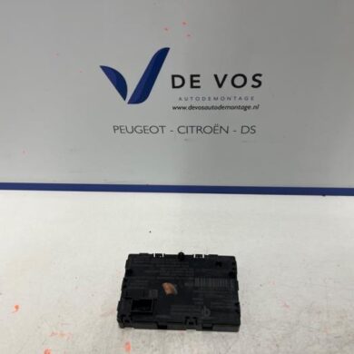 Peugeot 308 1.5 Blue HDi 130 16V Draadloze oplader 2021 9837716480