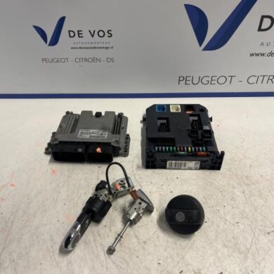 Citroen DS3  Computer Motormanagement 5GZ-5GZ5G01 2015 1612614580-9813045480-1677635680