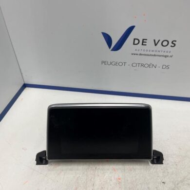Peugeot 3008 1.2 12V e-THP PureTech 130 Interior display HNS 2019 9828418380-9830424280