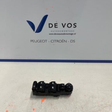 Opel Grandland X 2.0 CDTI Multi-functional window switch 2020 98319739ZD