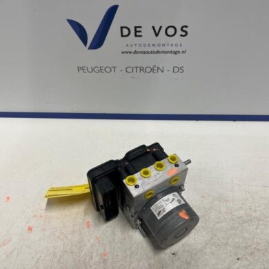 Peugeot 308 1.2 PureTech Hybrid 136 ABS pump HN09 2022 1647898780