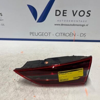 Opel Grandland X 1.2 Turbo 12V Hybrid Achterlicht rechts 2023 9846768080