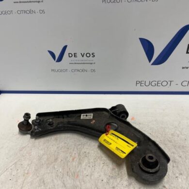 Peugeot 308 1.2 PureTech Hybrid 136 Draagarm links-voor 2022 9846329780