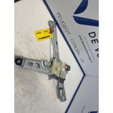 Peugeot 3008 1.6 HDiF 16V Window mechanism 4-door, front left 2012 9221FF
