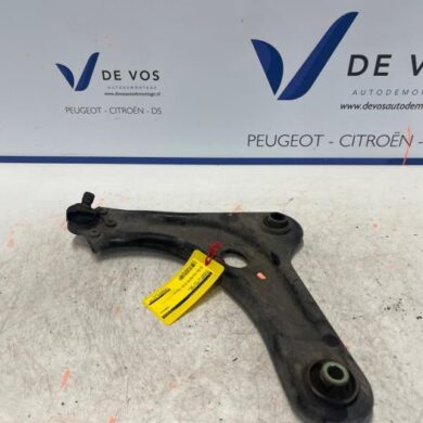 Citroen C3 1.2 Vti 12V PureTech Front wishbone, left 2021 9670772080-3520Y1