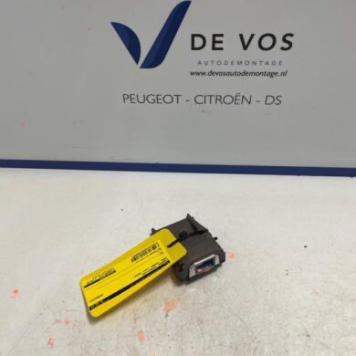 Opel Combo 1.2 110 Camera voorzijde 2020 9831386680-1647578880