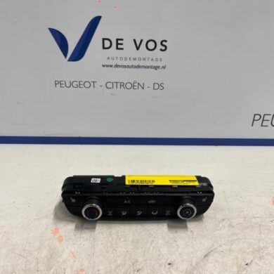 Opel Corsa 1.2 Turbo 12V 100 Kachel Bedieningspaneel 2020 9831888680