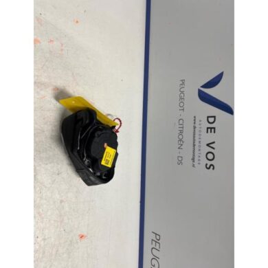 Opel Combo 1.2 110 Veiligheidsgordel links-achter 2020 98163243XX