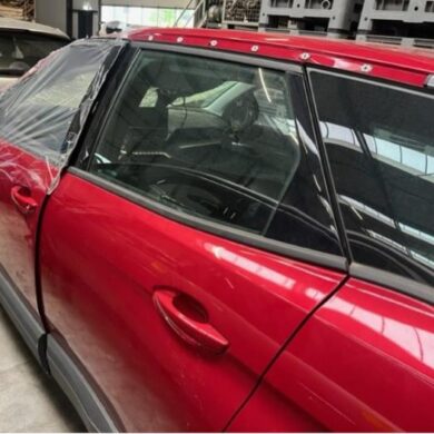 Peugeot 3008 1.2 12V e-THP PureTech 130 Tür 4-türig links hinten 2021 9812317280