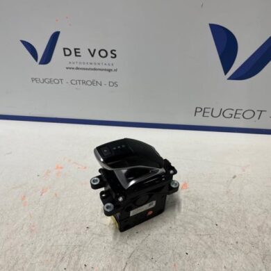 Peugeot 5008 1.6 16V PureTech 180 Gear stick 2019 1631888180 20GT91