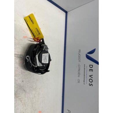 Peugeot 308 1.6 HDiF 16V Seatbelt tensioner, left 2013 8976S1