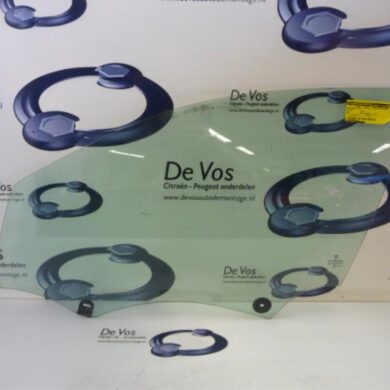 Peugeot 308  Door window 4-door, front left 2015 9677868080