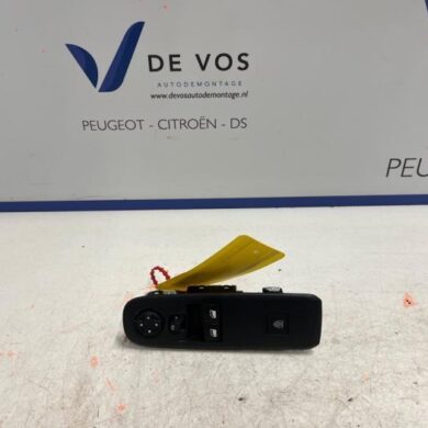 Opel Combo 1.2 110 Kombischalter Fenster 2020 96783350ZD