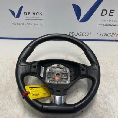 Peugeot 308 1.6 HDiF 16V Steering wheel 2013 4112PA