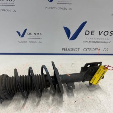 Opel Combo 1.2 110 Schokdemperpoot rechts-voor 2020 9833306180