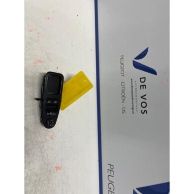 Peugeot Expert 2.0 HDiF 16V 130 Combischakelaar ramen 2012 6490P4