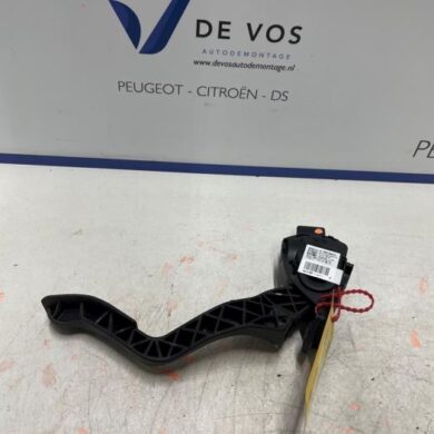 Opel Crossland X 1.2 Turbo 12V Gaspedaal 2022 9835904480