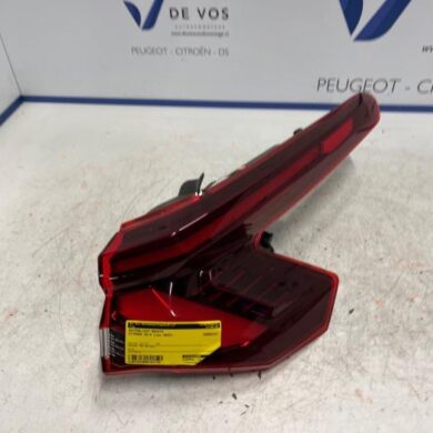 Citroen C5-X  Taillight, right 2023 YL01881080