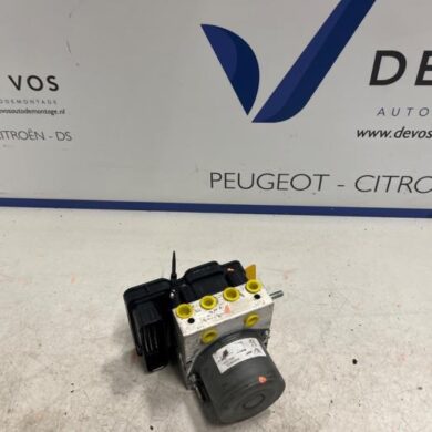 Opel Astra 1.5 Turbo D 16V ABS Pomp YHZ 2021 1694010180