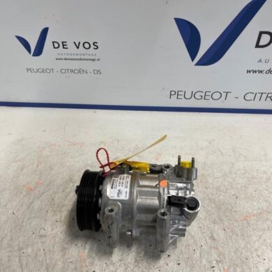 DS Automobiles DS4 1.6 16V PureTech 215 Air conditioning pump 5G07 2021 9833718880
